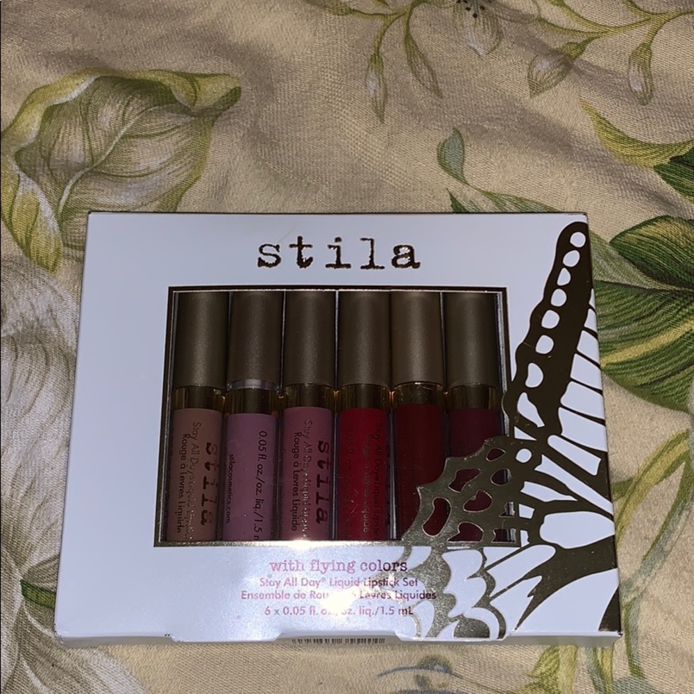 Stila with flying colors liquid lipstick set